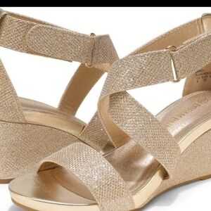 Dream Pairs Glittering Gold Wedges(Size 7)